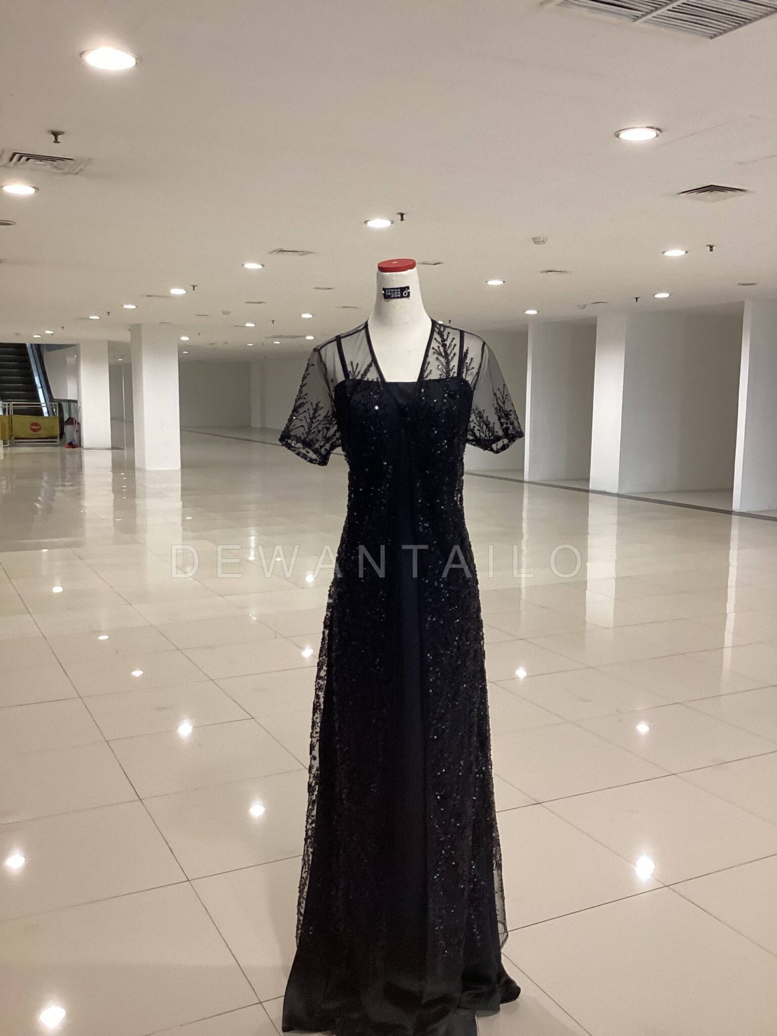 Jahit Dress Wanita Dewan Tailor