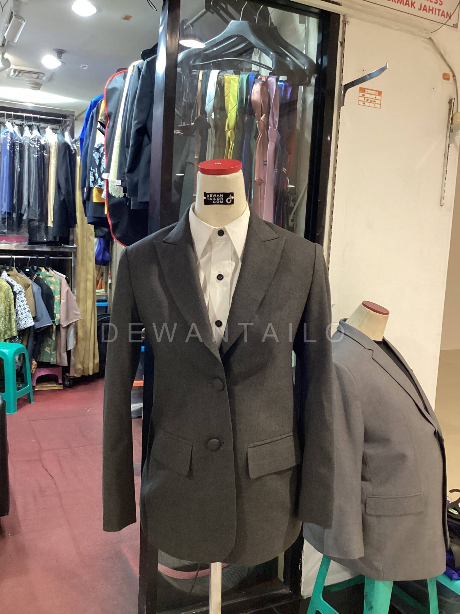 Jas Formal Wanita Dewan Tailor (3)